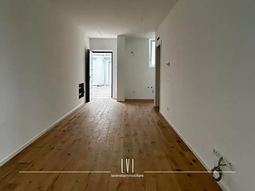 Immagine 1 di Appartamento in vendita  in via domenico modugno 69 a Jesolo