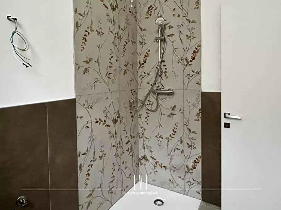 Immagine 17 di Appartamento in vendita  in via domenico modugno 69 a Jesolo