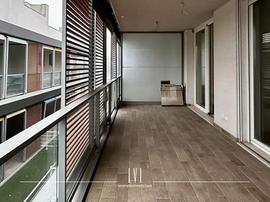 Immagine 21 di Appartamento in vendita  in via domenico modugno 69 a Jesolo