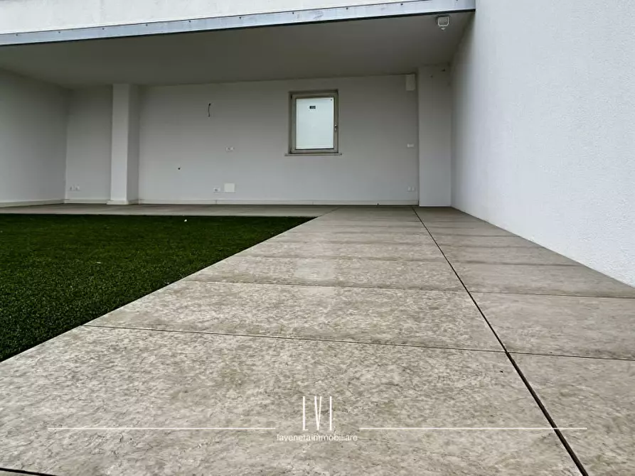 Immagine 22 di Appartamento in vendita  in via domenico modugno 69 a Jesolo