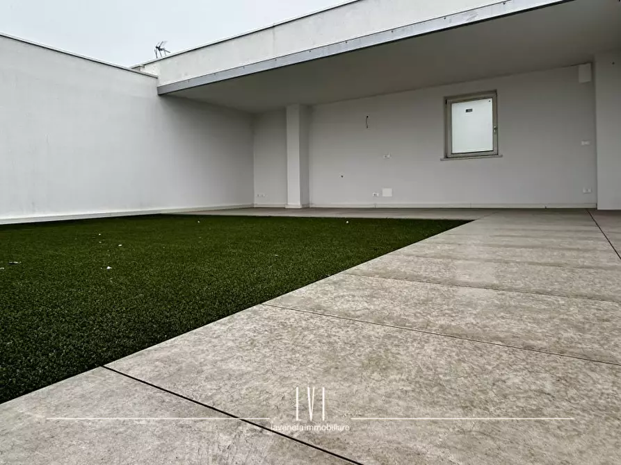 Immagine 23 di Appartamento in vendita  in via domenico modugno 69 a Jesolo