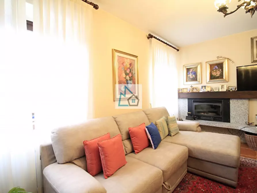 Immagine 2 di Casa indipendente in vendita  in Via Valle a Sella Giudicarie