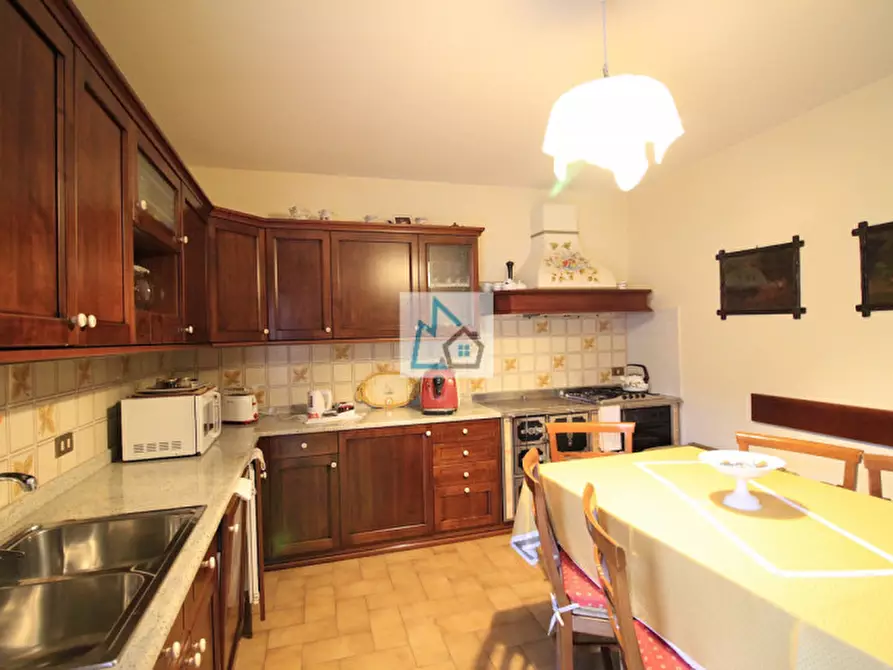 Immagine 3 di Casa indipendente in vendita  in Via Valle a Sella Giudicarie