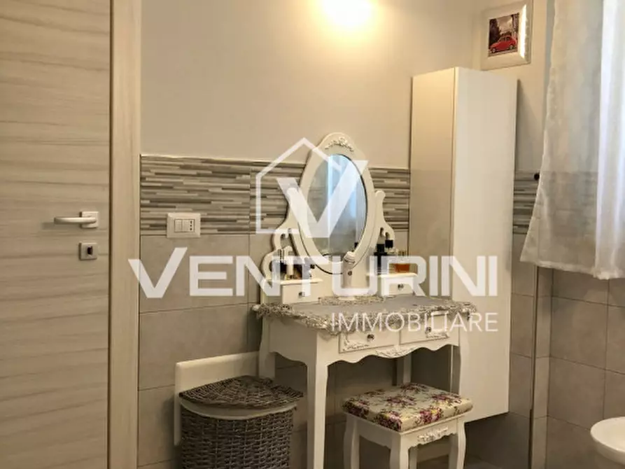 Immagine 14 di Appartamento in vendita  in Via Pegognaga a Roma