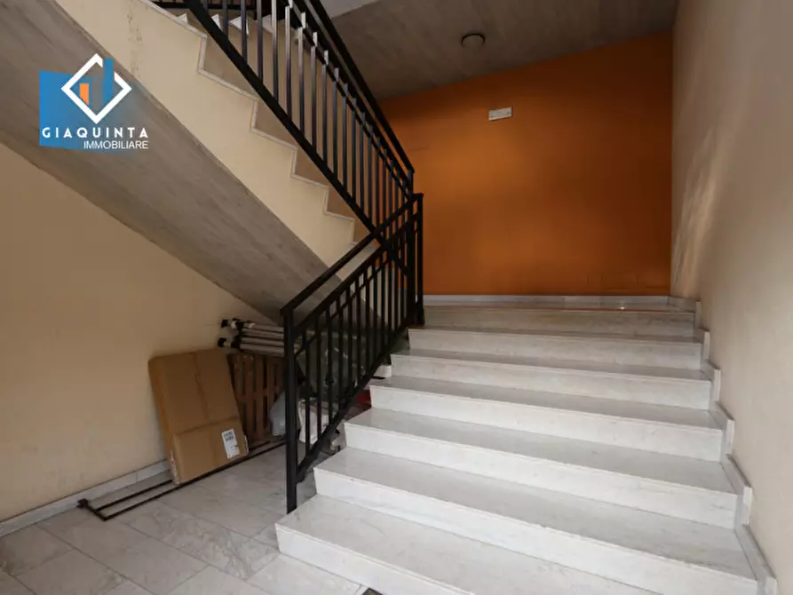 Immagine 6 di Appartamento in vendita  in PIAZZA MUNICIPIO Piano 1 a Palagonia