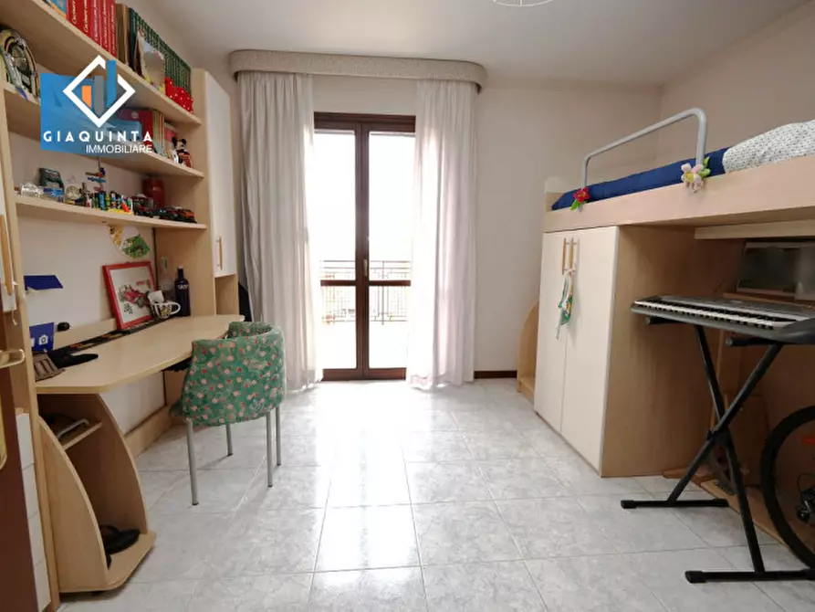 Immagine 17 di Appartamento in vendita  in PIAZZA MUNICIPIO Piano 1 a Palagonia