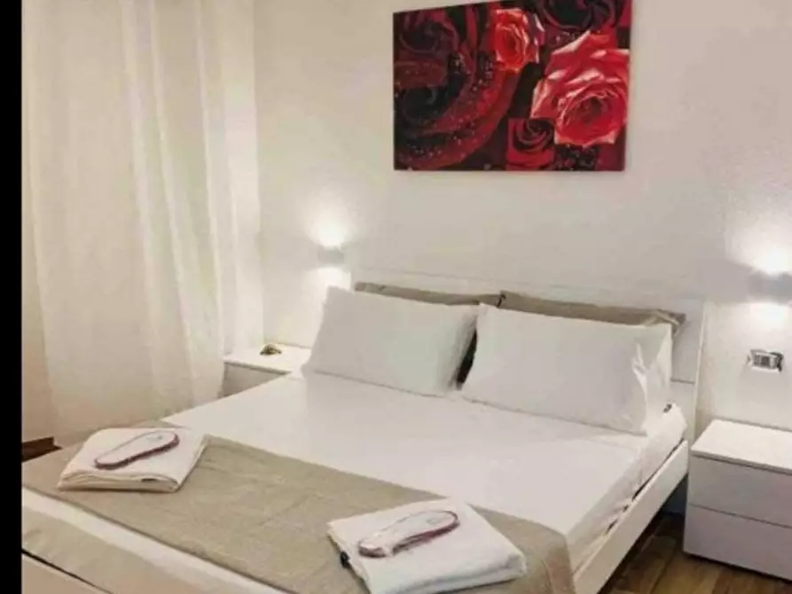 Immagine 4 di Appartamento in affitto  in via salita paradiso a Napoli
