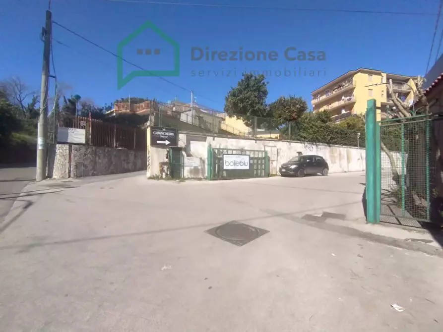 Immagine 1 di Appartamento in vendita  in Via Gaetano Salvatore a Napoli