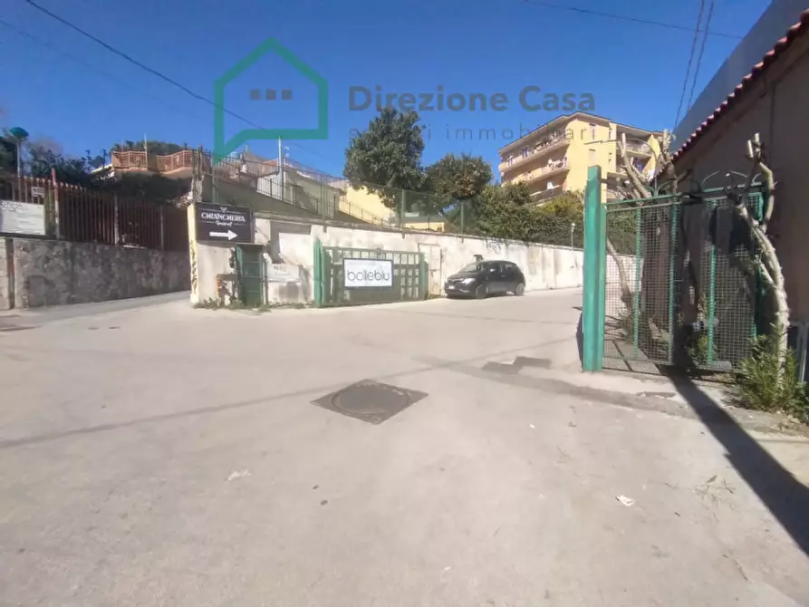 Immagine 3 di Appartamento in vendita  in Via Gaetano Salvatore a Napoli