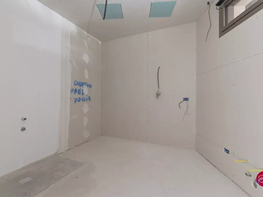 Immagine 58 di Appartamento in vendita  in Piazza Marconi a Santarcangelo Di Romagna