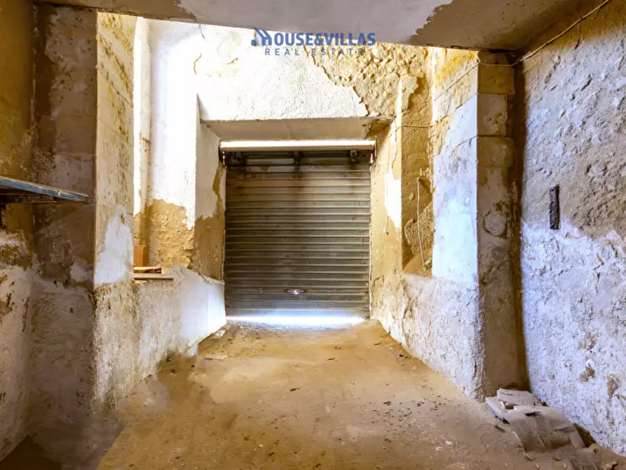 Immagine 27 di Casa indipendente in vendita  in Via Pietro Micca a Noto