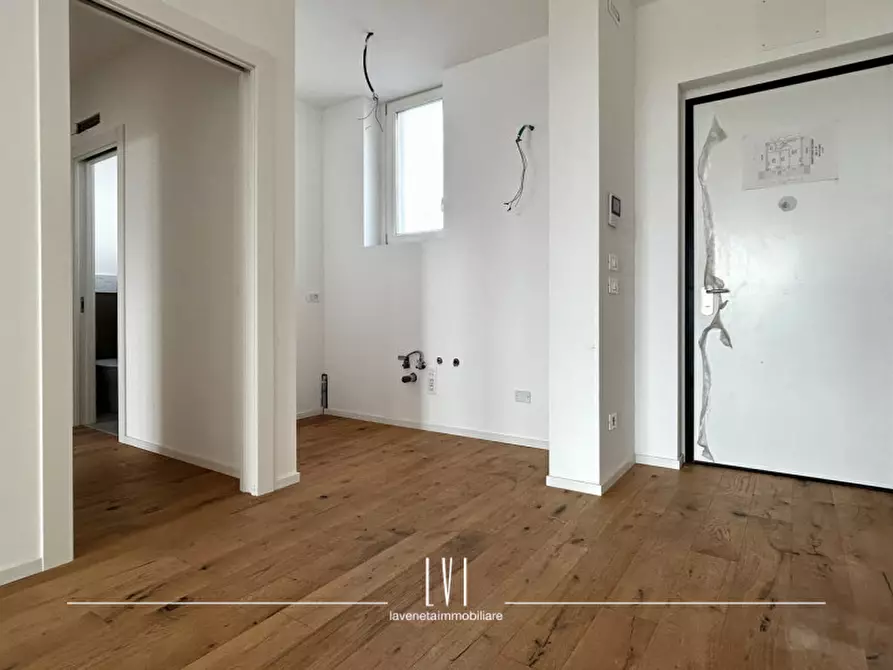 Immagine 2 di Appartamento in vendita  in via domenico modugno 69 a Jesolo