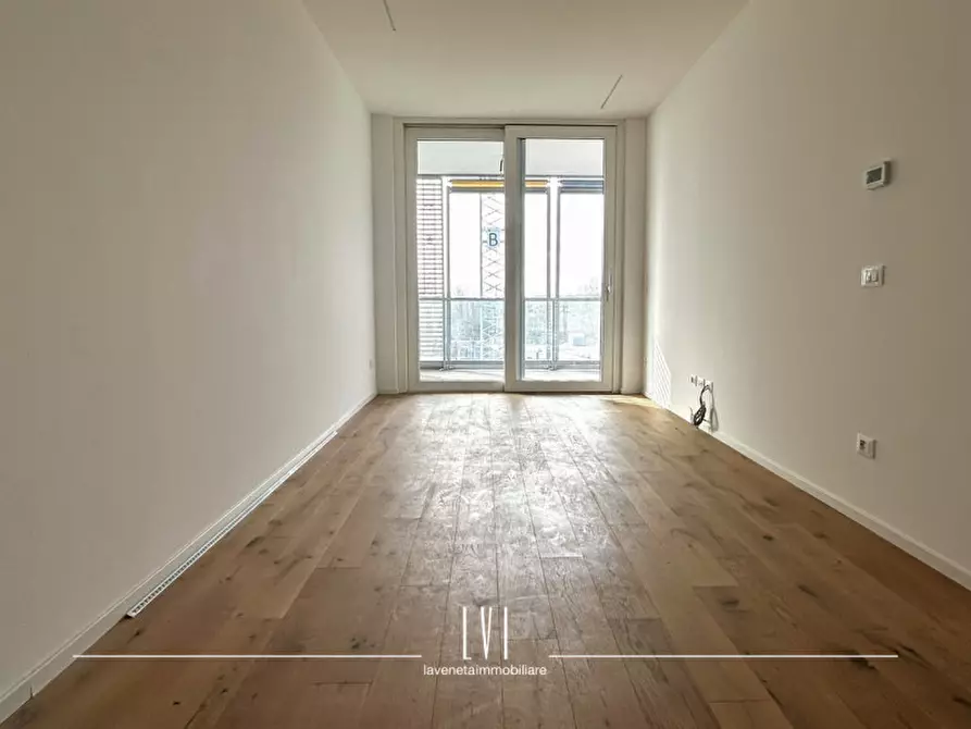 Immagine 3 di Appartamento in vendita  in via domenico modugno 69 a Jesolo