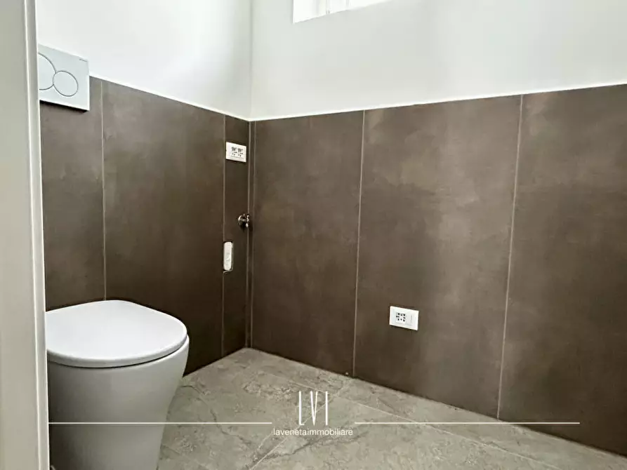 Immagine 9 di Appartamento in vendita  in via domenico modugno 69 a Jesolo