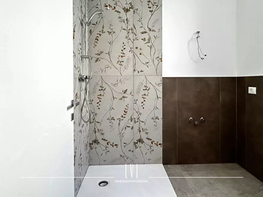 Immagine 19 di Appartamento in vendita  in via domenico modugno 69 a Jesolo