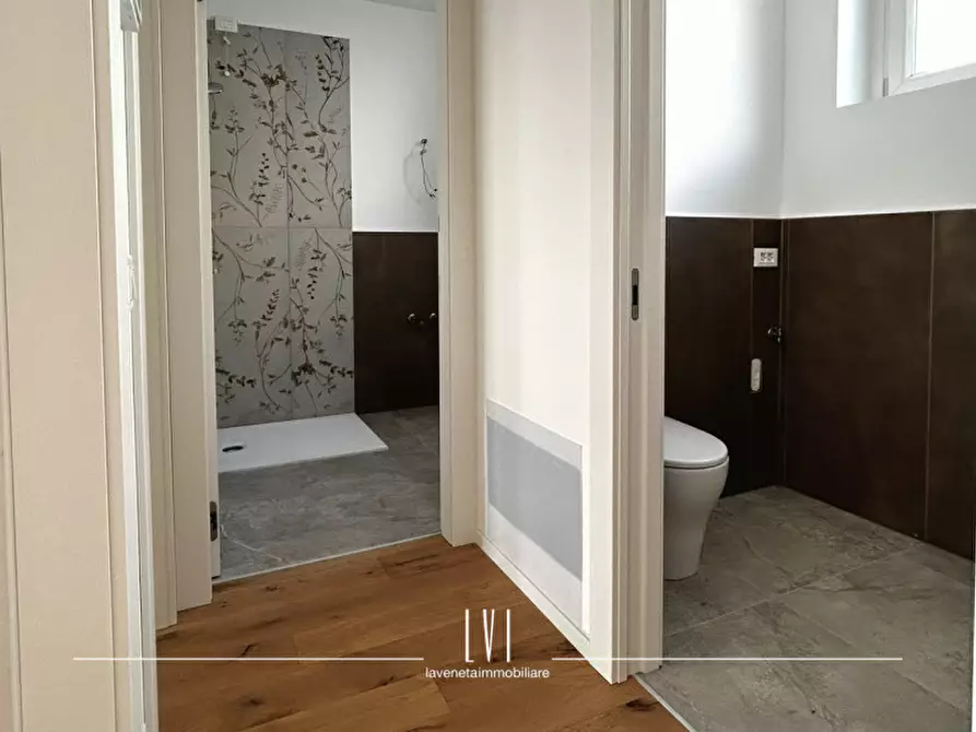 Immagine 23 di Appartamento in vendita  in via domenico modugno 69 a Jesolo