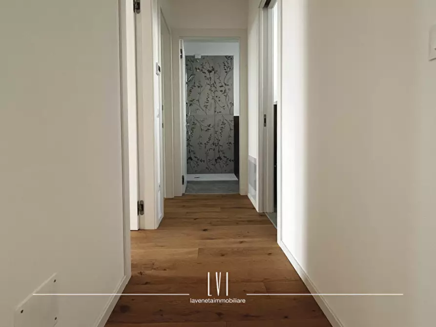 Immagine 25 di Appartamento in vendita  in via domenico modugno 69 a Jesolo