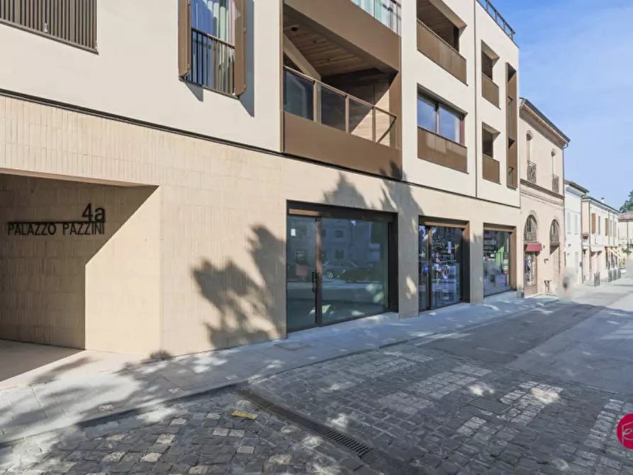 Immagine 9 di Appartamento in vendita  in Piazza Guglielmo Marconi a Santarcangelo Di Romagna