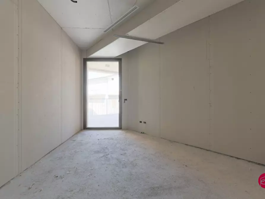 Immagine 41 di Appartamento in vendita  in Piazza Guglielmo Marconi a Santarcangelo Di Romagna