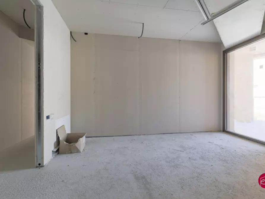 Immagine 42 di Appartamento in vendita  in Piazza Guglielmo Marconi a Santarcangelo Di Romagna