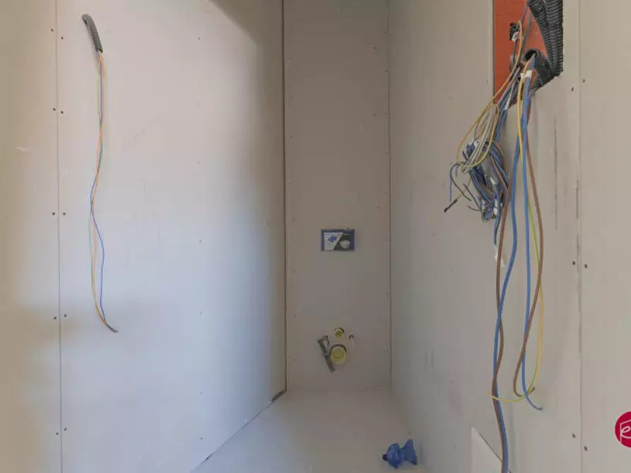 Immagine 53 di Appartamento in vendita  in Piazza Guglielmo Marconi a Santarcangelo Di Romagna