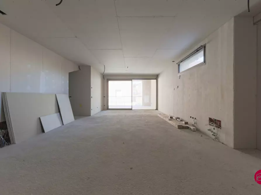 Immagine 54 di Appartamento in vendita  in Piazza Guglielmo Marconi a Santarcangelo Di Romagna