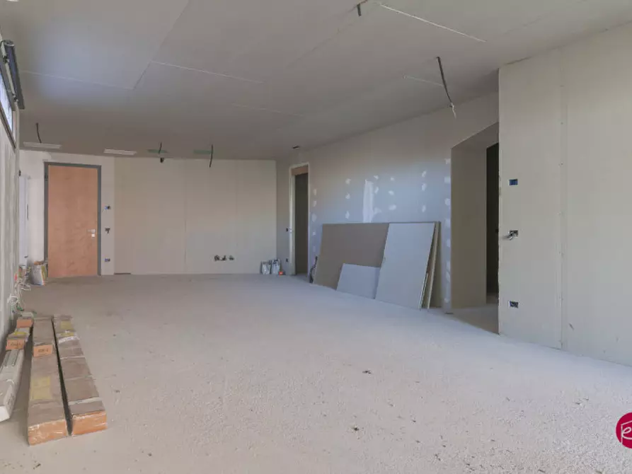 Immagine 58 di Appartamento in vendita  in Piazza Guglielmo Marconi a Santarcangelo Di Romagna