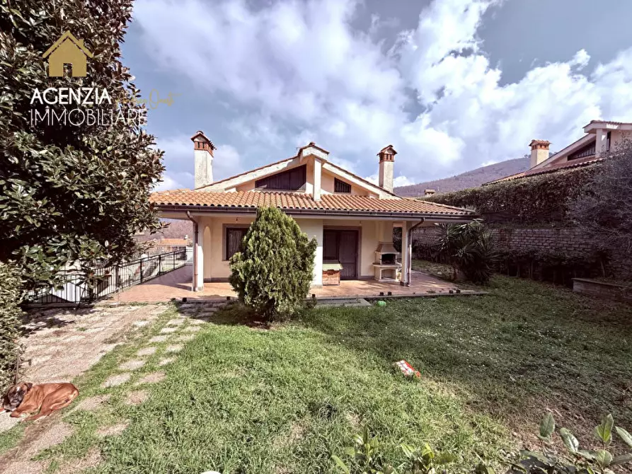 Immagine 1 di Casa bifamiliare in vendita  in via di frascati 226/A a Rocca Di Papa