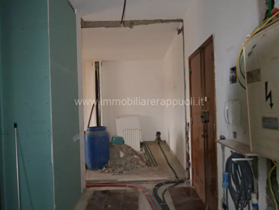 Immagine 3 di Appartamento in vendita  a Sinalunga
