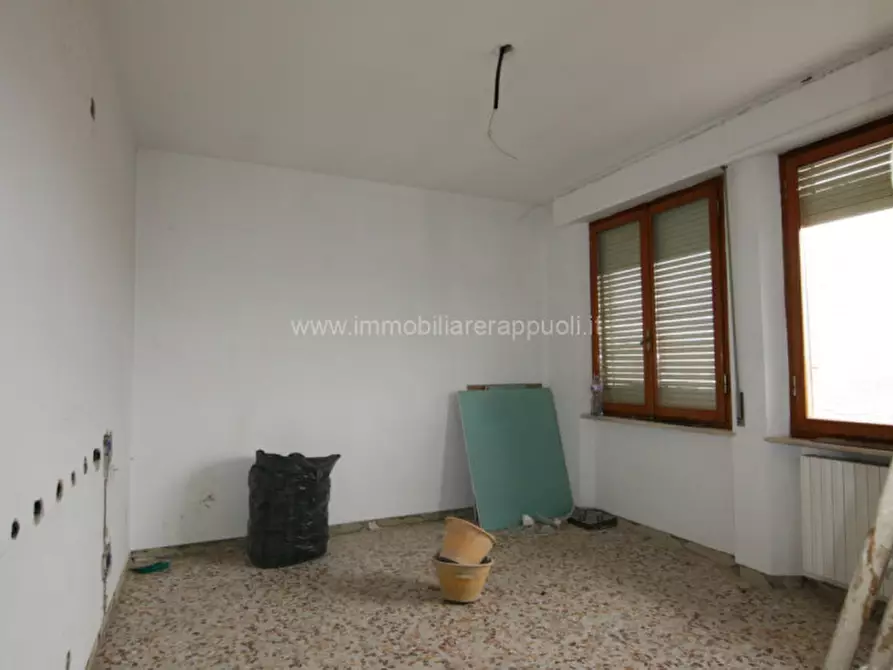 Immagine 5 di Appartamento in vendita  a Sinalunga