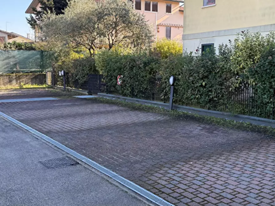 Immagine 26 di Villetta a schiera in vendita  in Via Sardegna a Vicenza