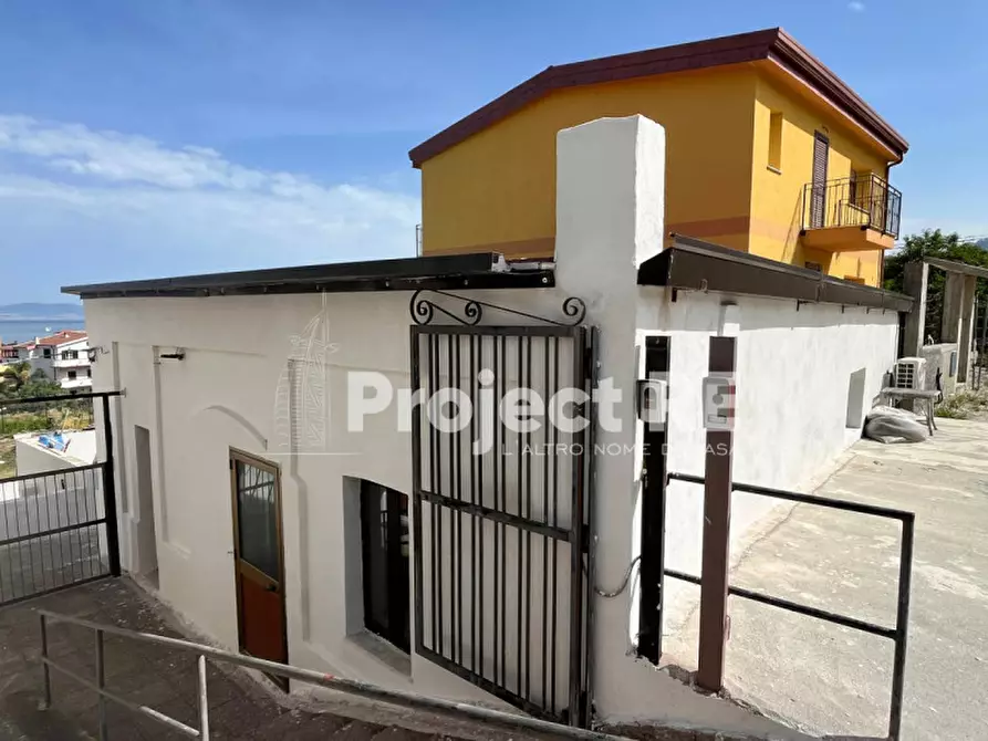 Immagine 20 di Casa indipendente in vendita  in Via Quattronari a Reggio Di Calabria