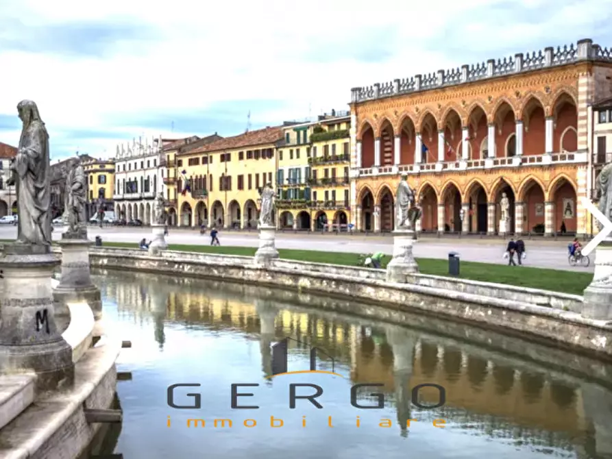 Immagine 2 di Negozio in affitto  in Corso Vittorio Emanuele II a Padova