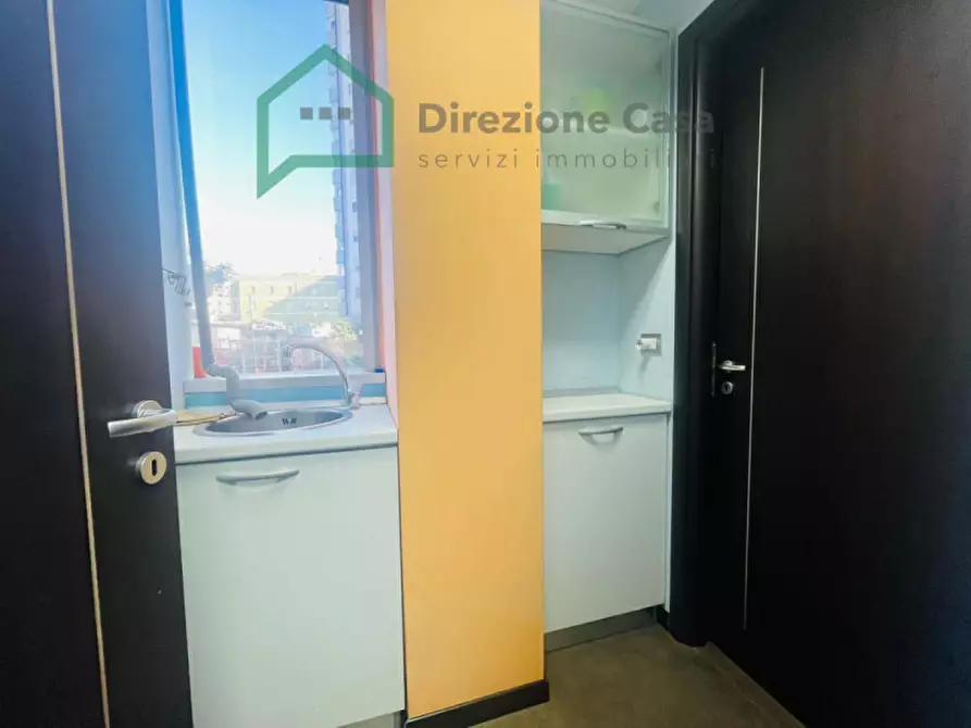Immagine 9 di Ufficio in affitto  in VIA NUOVA POGGIOREALE a Napoli