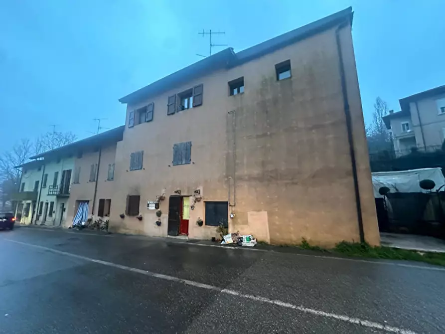 Immagine 1 di Appartamento in vendita  a Roè Volciano