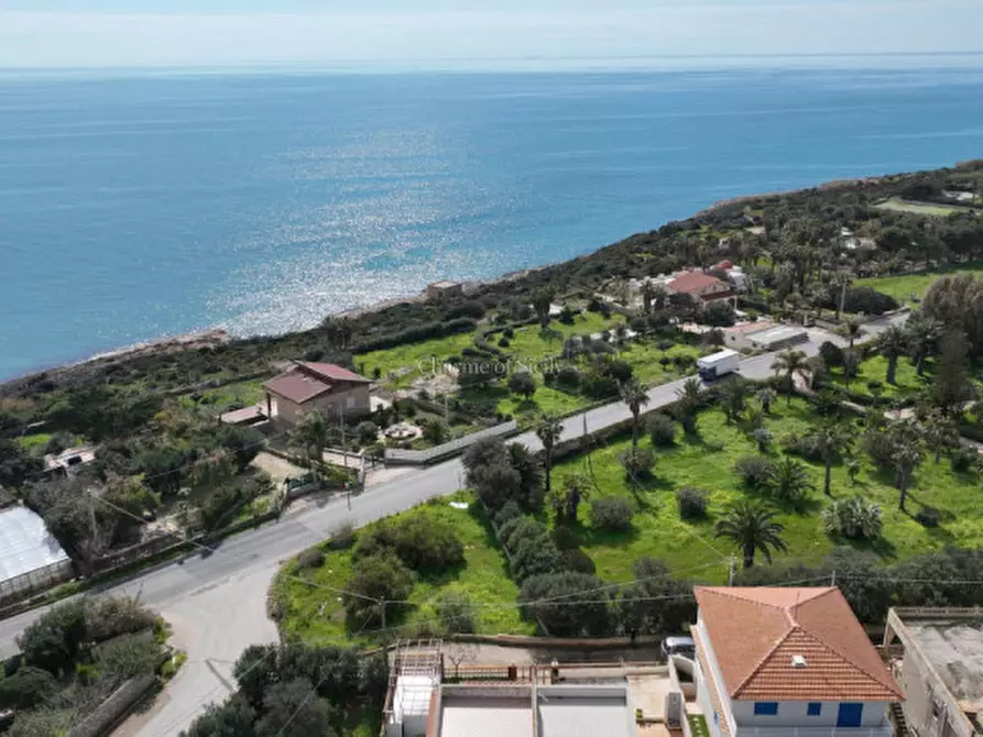 Immagine 11 di Terreno in vendita  in Viale della Pace a Scicli