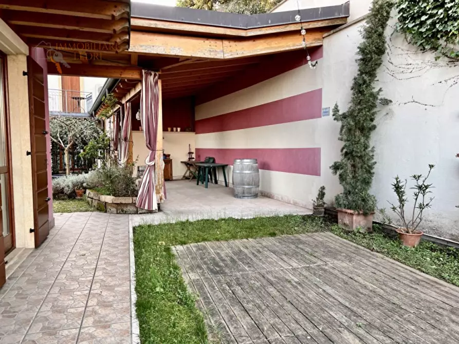 Immagine 1 di Villetta a schiera in affitto  in Via Mangano a Sona