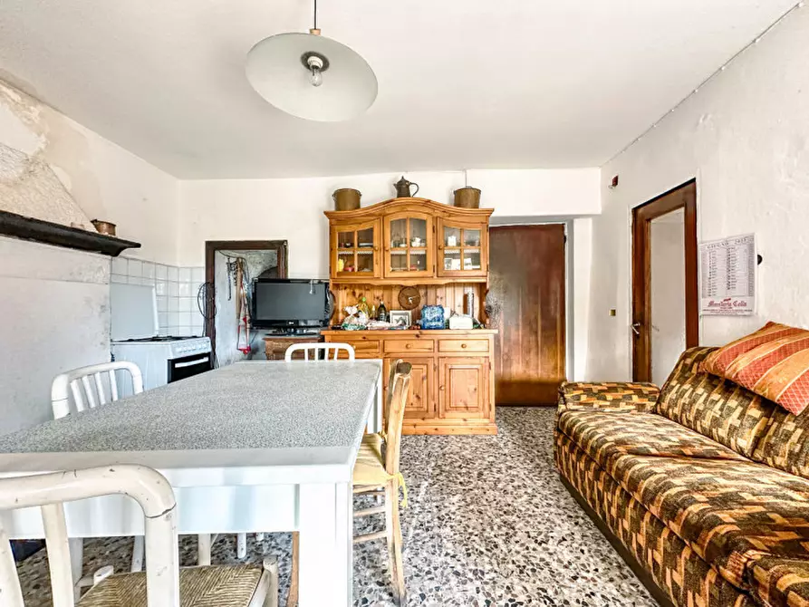 Immagine 12 di Casa quadrifamiliare in vendita  in via garibaldi a Trarego Viggiona