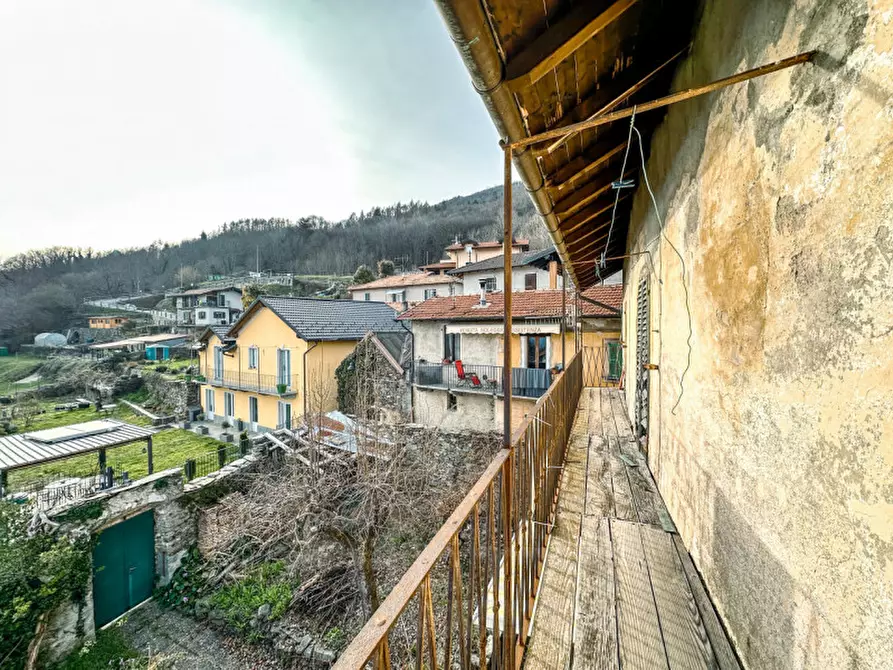 Immagine 15 di Casa quadrifamiliare in vendita  in via garibaldi a Trarego Viggiona