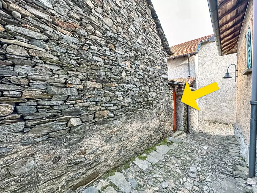 Immagine 16 di Casa quadrifamiliare in vendita  in via garibaldi a Trarego Viggiona