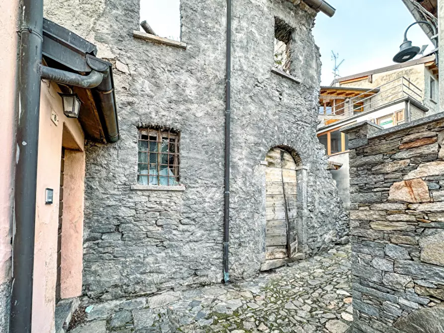 Immagine 20 di Casa quadrifamiliare in vendita  in via garibaldi a Trarego Viggiona