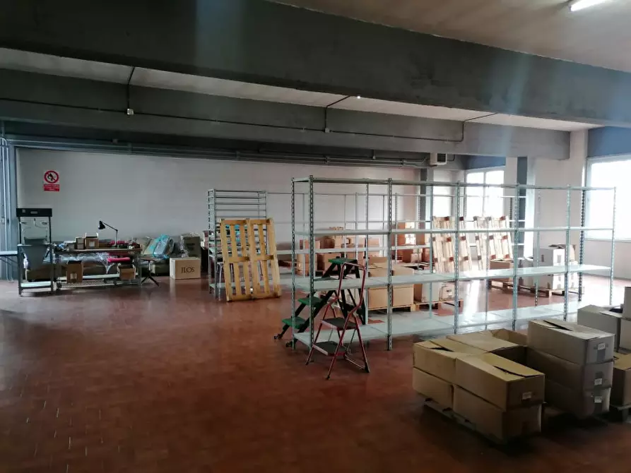 Immagine 3 di Capannone industriale in vendita  in Via Mazzini 6 a Pontoglio