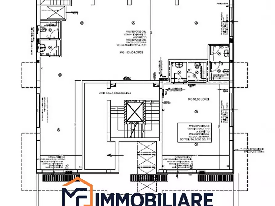 Immagine 7 di Negozio in vendita  in Via Gino De Sanctis  n.252 a Lecce