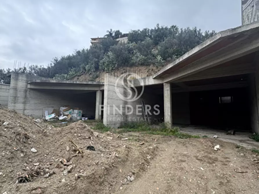 Immagine 3 di Rustico / casale in vendita  in via carrubara a Reggio Di Calabria