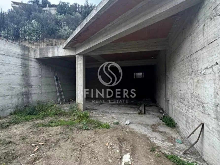 Immagine 5 di Rustico / casale in vendita  in via carrubara a Reggio Di Calabria