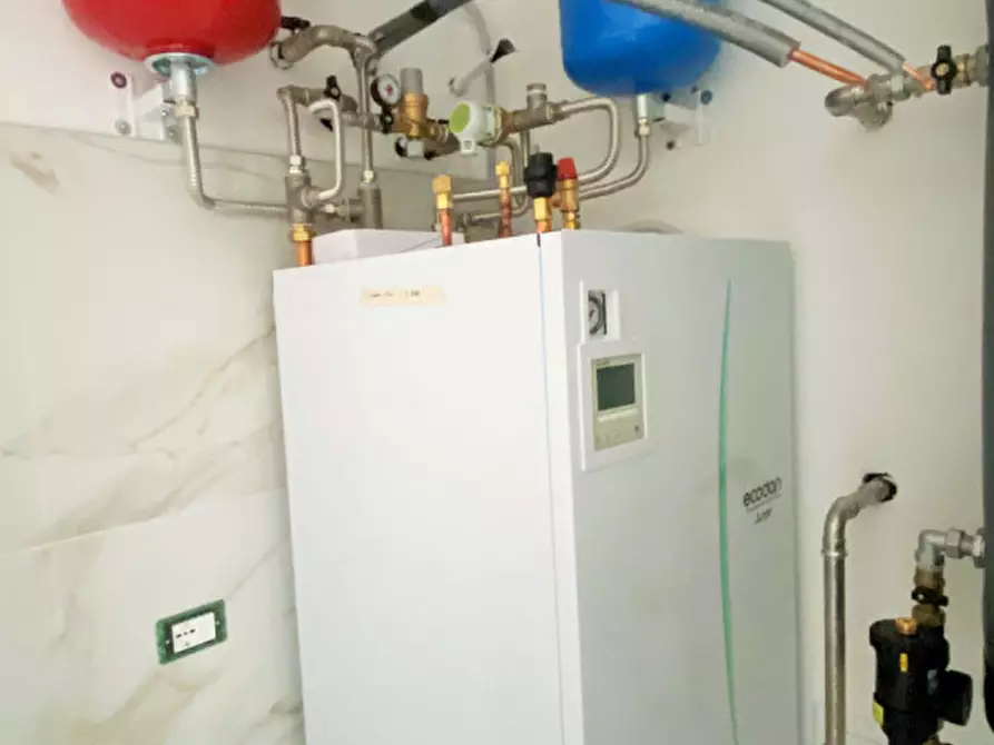 Immagine 9 di Appartamento in vendita  in via San Pio X 34/a a Castelfranco Veneto