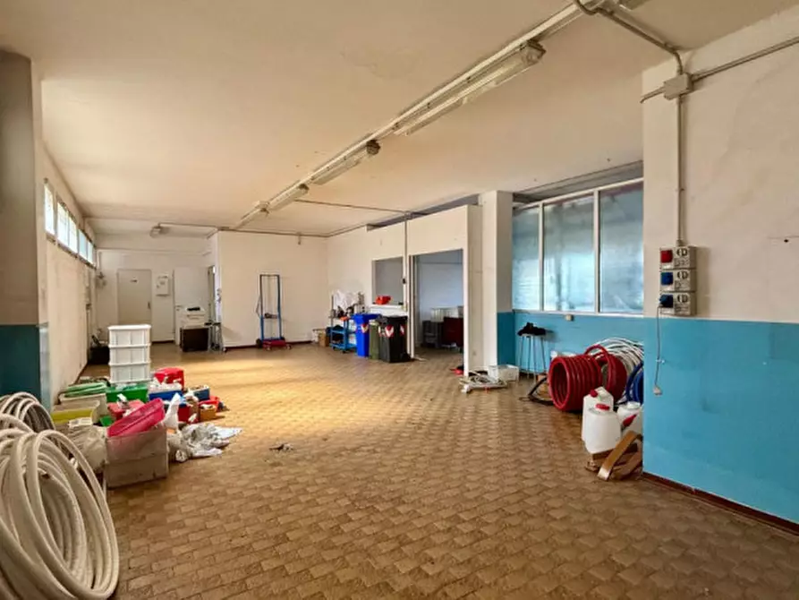 Immagine 1 di Laboratorio in vendita  in Via Girolamo Tiraboschi 53/abc a Carpi