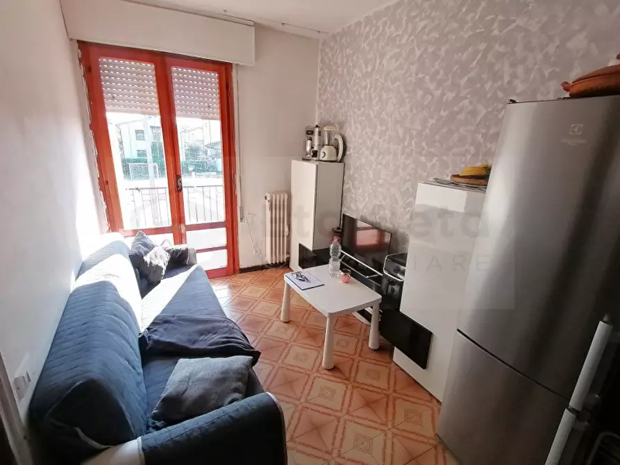 Immagine 1 di Appartamento in vendita  in Via Gerolamo Induno a Padova