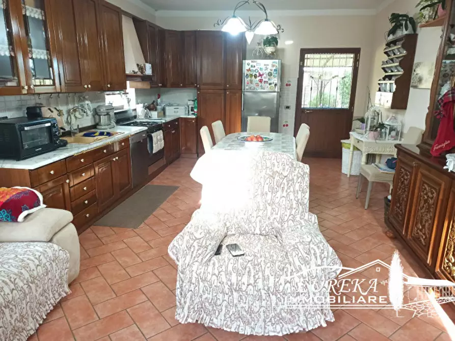 Immagine 13 di Casa indipendente in vendita  in Via Anguillara a Castiglione Del Lago