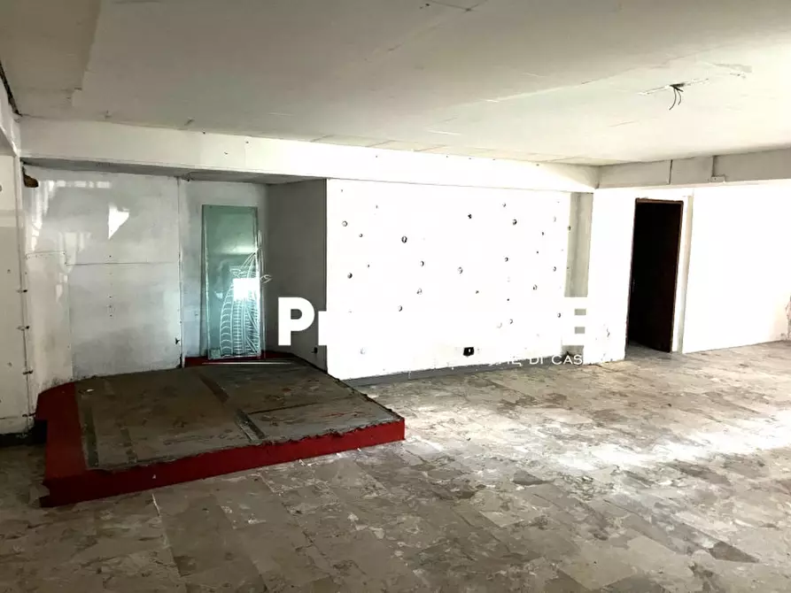 Immagine 6 di Magazzino in vendita  in Via Aschenez a Reggio Di Calabria